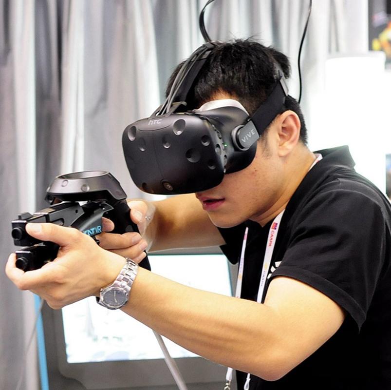 Vive Headset Gun Controller For Immersive Shooting Experience-1915197110454718466