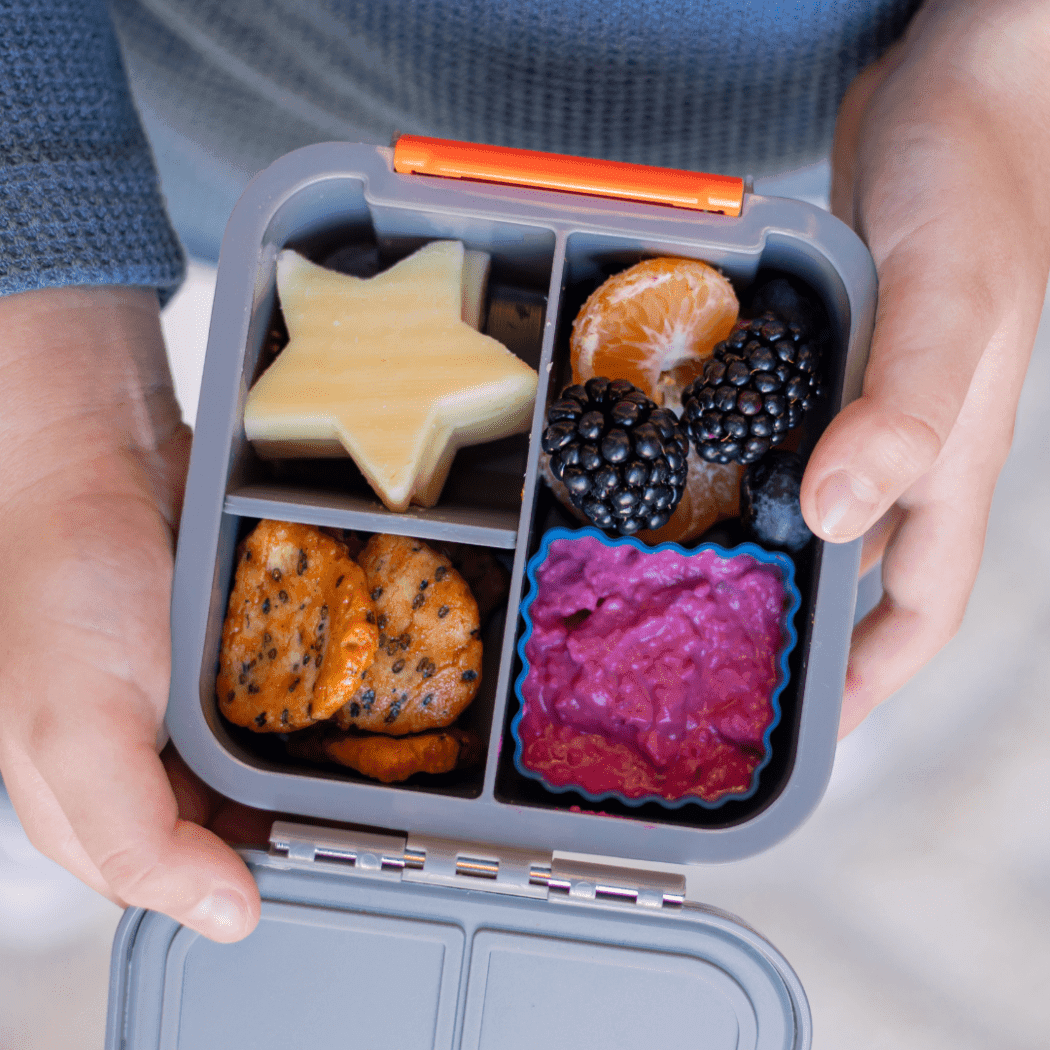 MONTII.CO Lunch Punch Sandwich Cutters | Mini Bites-1910112394529607686
