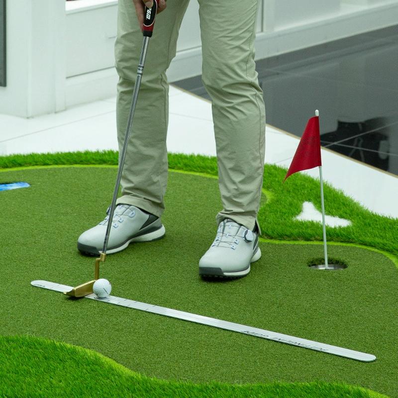 Putting Track Guide For Golf Practitioners-1915197793539067909