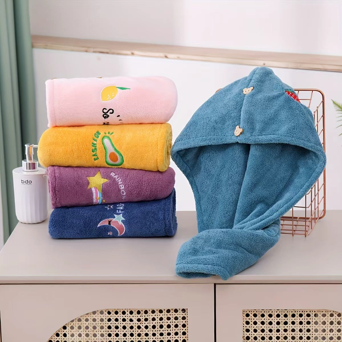 Ladies' Soft Quick-Dry Shower Cap Towel - Delicate Embroidery, Essential for a Refreshing Bath（violet）