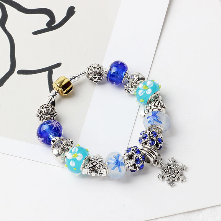 Christmas Snowman & Pine Tree Bead Bracelet with Snowflake Pendant Bracelet(19cm)
