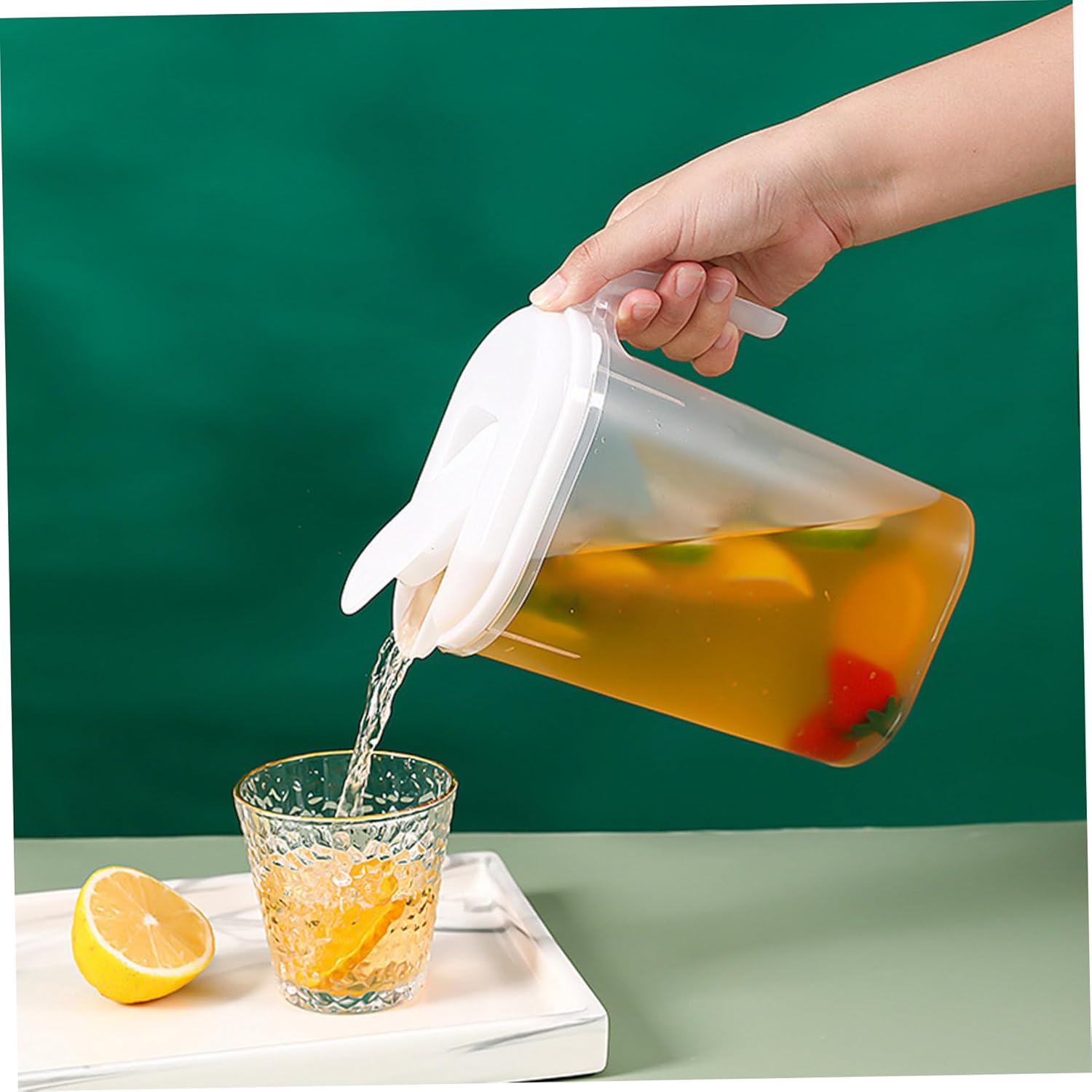 Cooling Water Jug 1.5L 2L Plastic Filter Lid Leak Proof for Juice Iced Tea