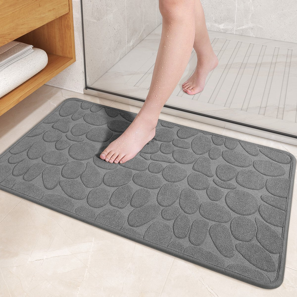 Bath Mat - 40x60 Cm - Shower Mat - Floor Mat - Bathroom Mat or Toilet Mat - Absorbent Bath Mat - Bath Mats - Bathroom Accessories - Easy to Wash - With Pebble Texture - Absorbent Floor Mats - Dark Grey - 1 Piece