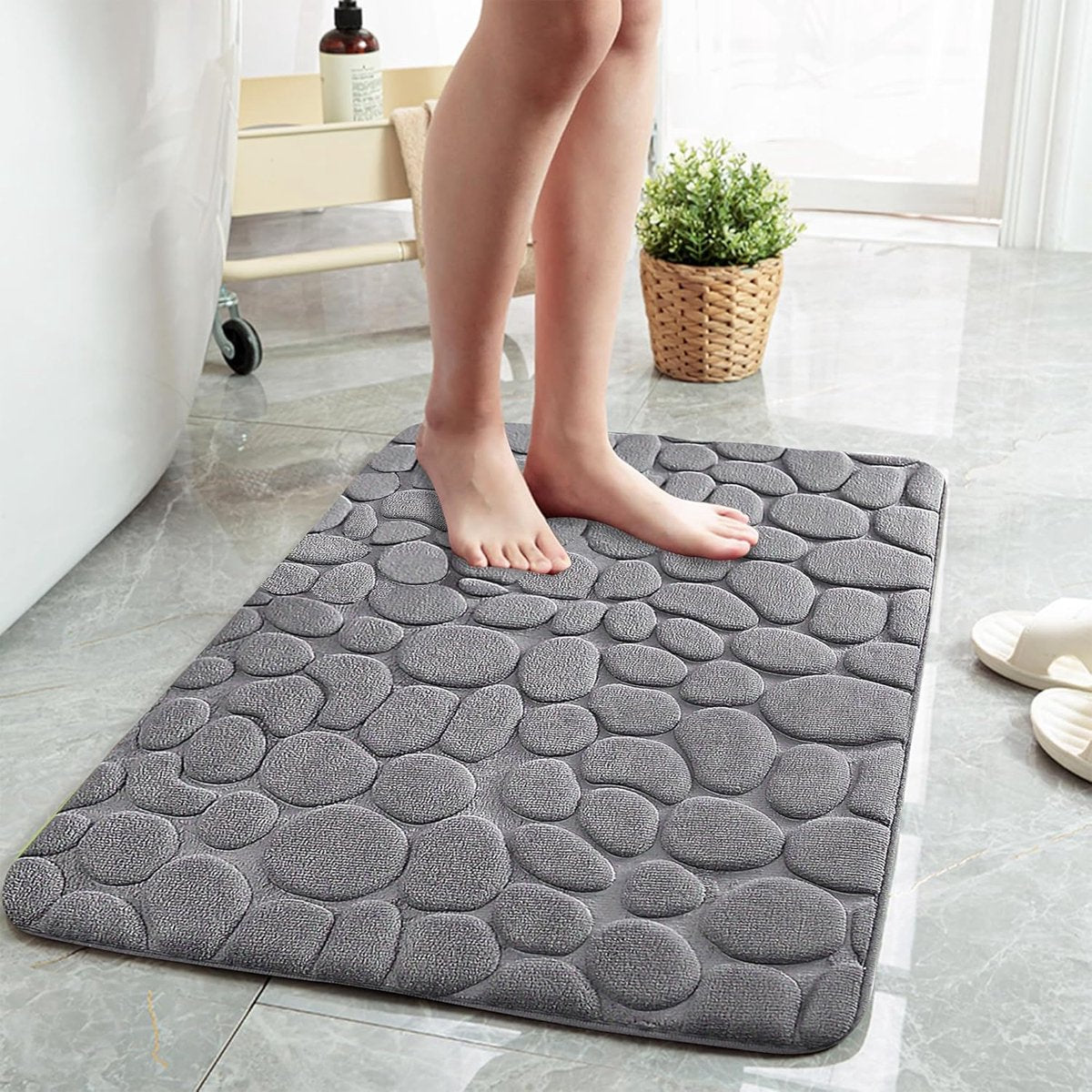 Bath Mat - 40x60 Cm - Shower Mat - Floor Mat - Bathroom Mat or Toilet Mat - Absorbent Bath Mat - Bath Mats - Bathroom Accessories - Easy to Wash - With Pebble Texture - Absorbent Floor Mats - Dark Grey - 1 Piece