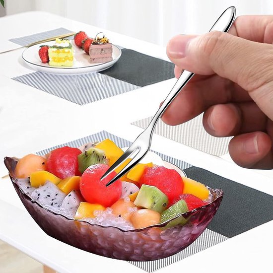 Stainless steel fork set - 6 pieces - Fruit forks - Pastry forks - Small silver-colored metal forks - Dishwasher safe - Suitable for home, kitchen and dining room