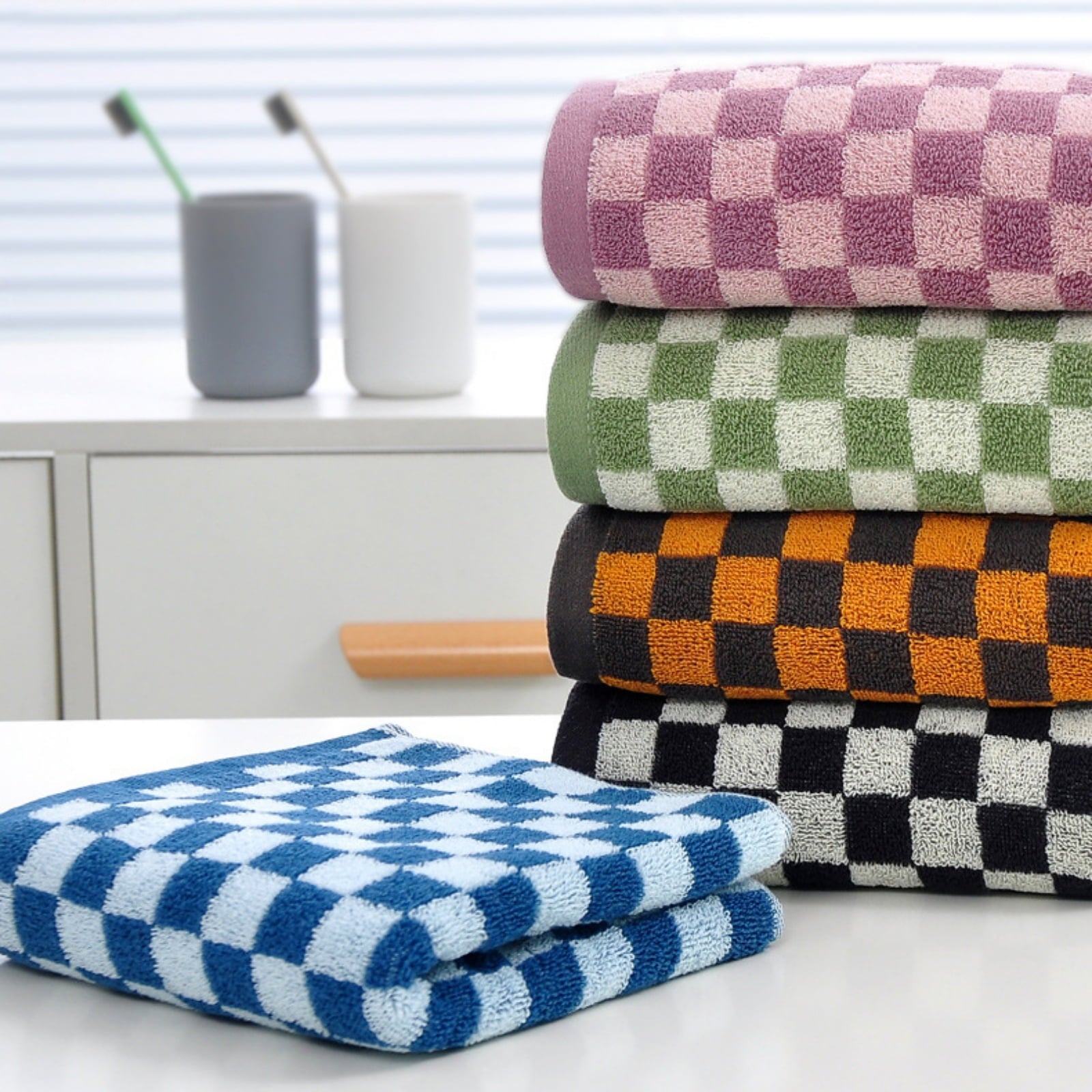 Checkered Bath Towels for Bathroom, Shower Towels 30" x 14", Super Soft and Quick Dry, Colorful Towel for Summer Beach Pool Green Yellow