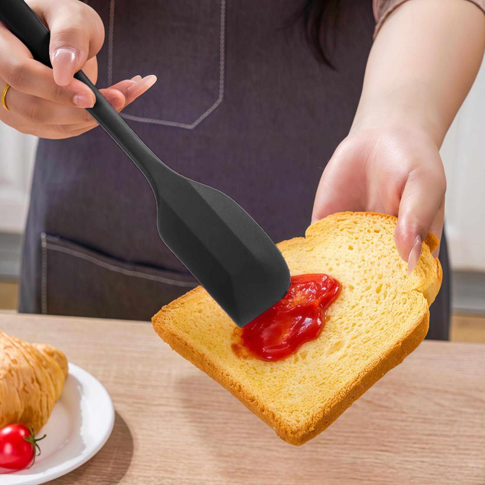 Kitchen Utensils Set - Spatula Set - Silicone Spatulas - Pan Scraper - Baking Utensils - Cooking Utensils - Kitchen Accessories - Pastry Brush - Baking Utensils - Pan Scrapers - Silicone Spoon - Pan Scraper Set - Heat Resistant - Black - 6 Pieces