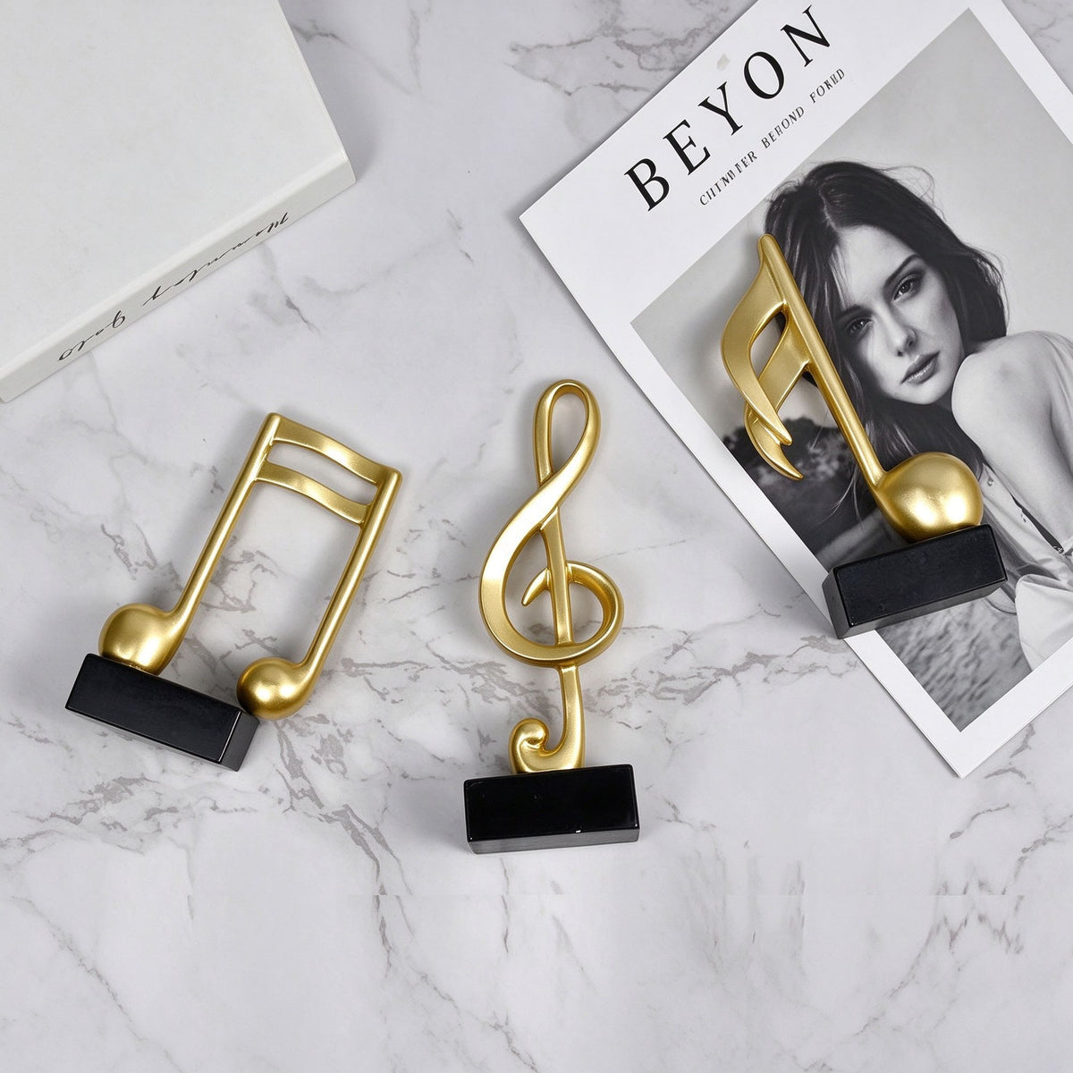 Artistic Music Element Resin Craft, Decorative Golden Note Figurine for Entryway, Halloween Party Display Ornament