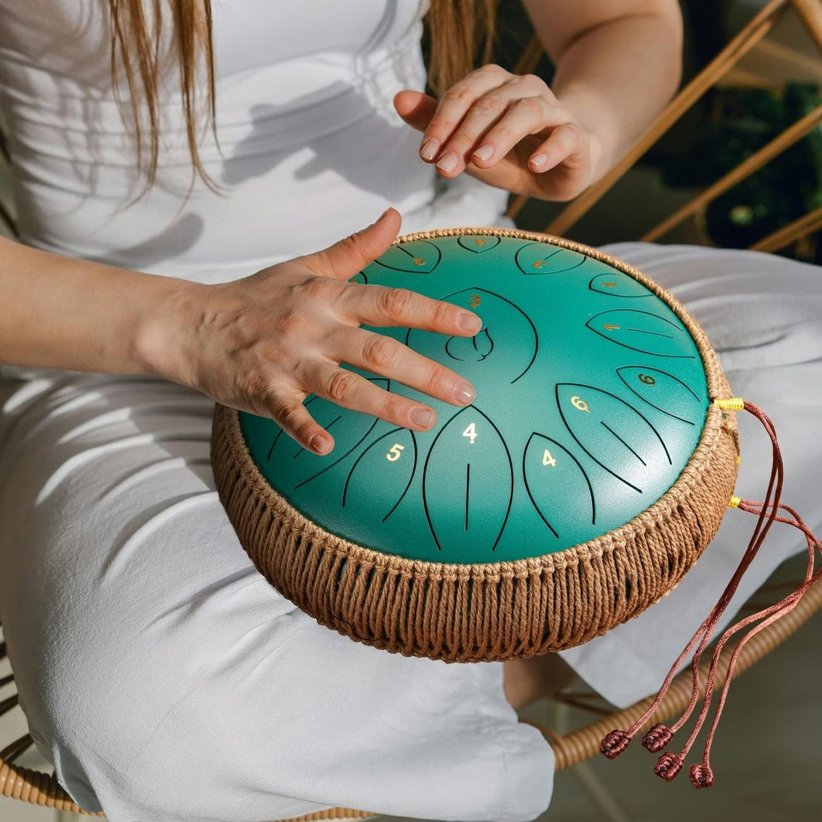 12-Inch D Major 15-Note Steel Tongue Drum, Carbon Steel Material, Petal Tongue Design, Machine-Made & Hand-Tuned, Ethereal & Melodious, Comes with Mallets, Finger Cots & Tutorial, Ideal for Meditation, Yoga & Music Enlightenment!*navy blue