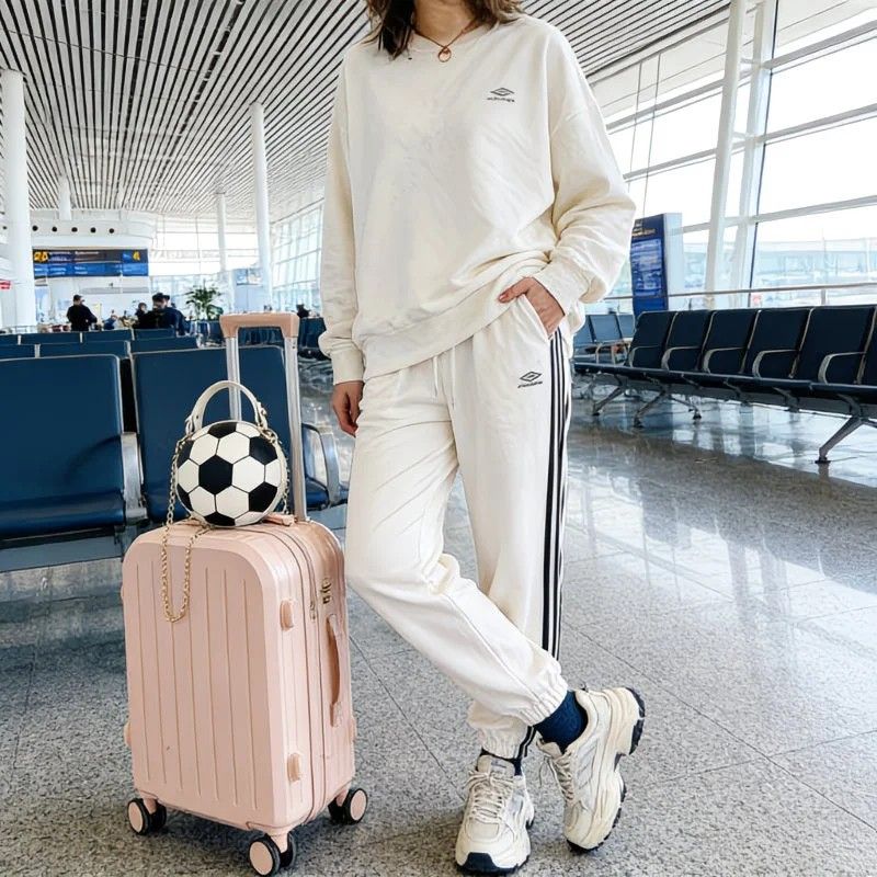 Soccer Theme Ladies Handbag, PU Material, Hand Carry Shoulder Crossbody Three Ways, Daily Outing Versatile Fashion(white)