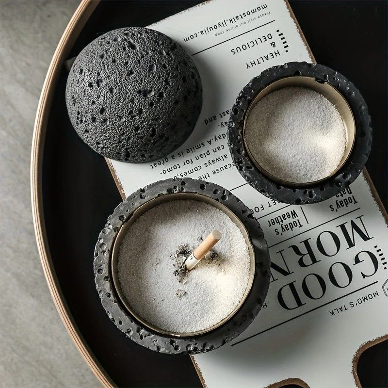 Nordic industrial style concrete ashtray, handcrafted with natural texture, detachable stainless steel bowl with anti-ash lid — easy to clean, durable, suitable for living rooms, bars, offices, ideal gift for Father’s Day, Christmas, housewarming.（Dark gr