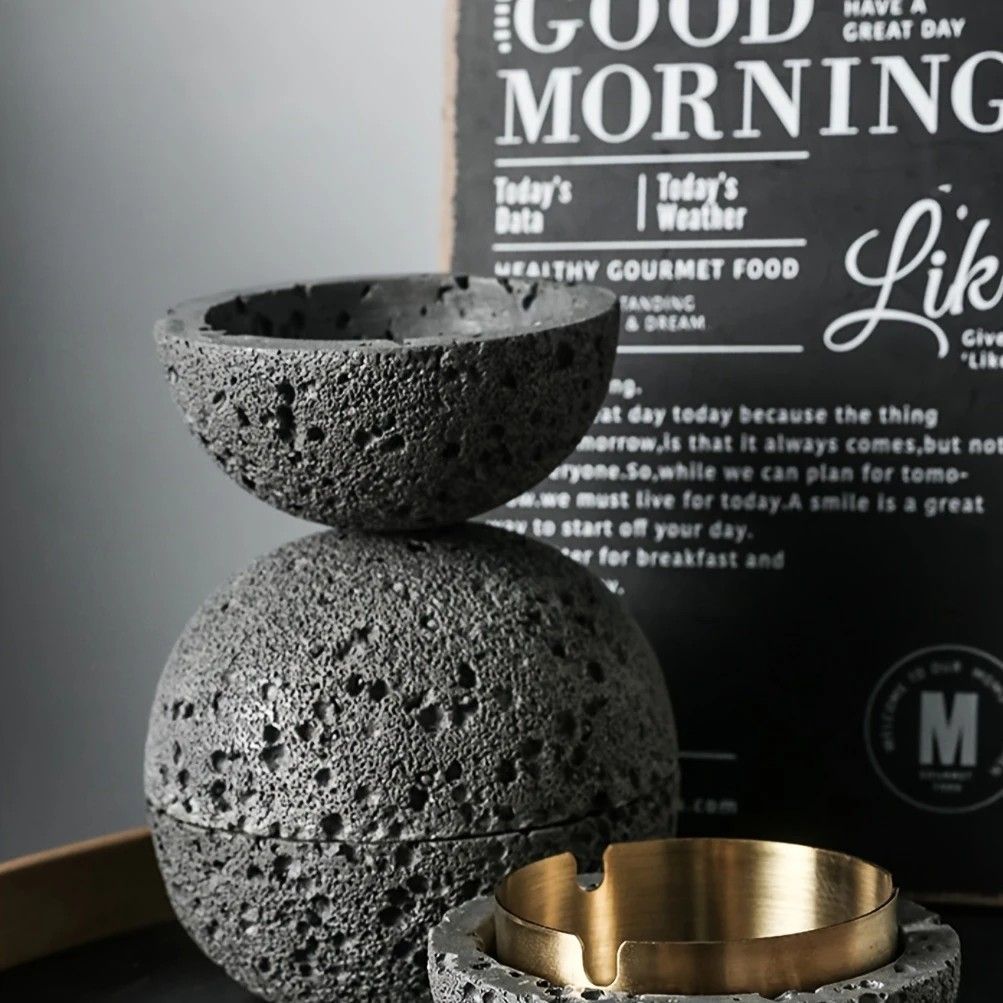 Nordic industrial style concrete ashtray, handcrafted with natural texture, detachable stainless steel bowl with anti-ash lid — easy to clean, durable, suitable for living rooms, bars, offices, ideal gift for Father’s Day, Christmas, housewarming.（Dark gr