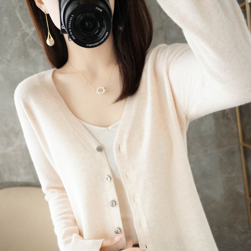 Women V Neck Knitted Cardigan Long Sleeve Sweater Caramel Size: S; Height (cm): 155-160; Weight (kg): 45-50; Bust (cm): 82-86; Waist (cm): 66-70; Shoulder width (cm): 37; Length (cm): 58