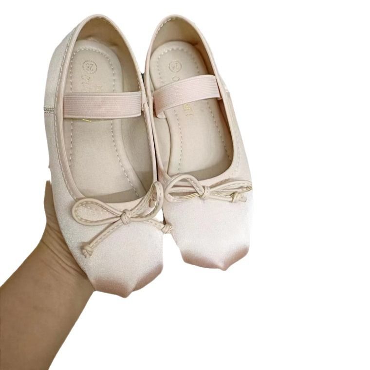 Obemei Girls Satin Dance Shoes Bow Elastic Band Beige White 25 yards shoe length 16.5cm