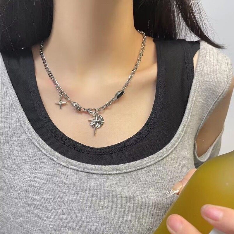 Titanium Steel Necklace Black Gem Star Hip Hop Awn star black gem necklace