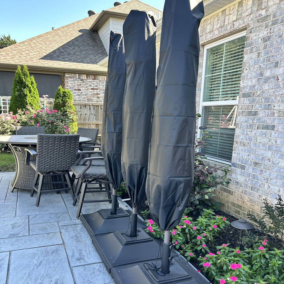 210D Oxford Waterproof Patio Parasol Cover for Straight and Cantilever Banana Umbrellas, Weatherproof Outdoor Garden Umbrella Protective Cover for Yard and Poolside Use (Straight Parasol(Black), S)
