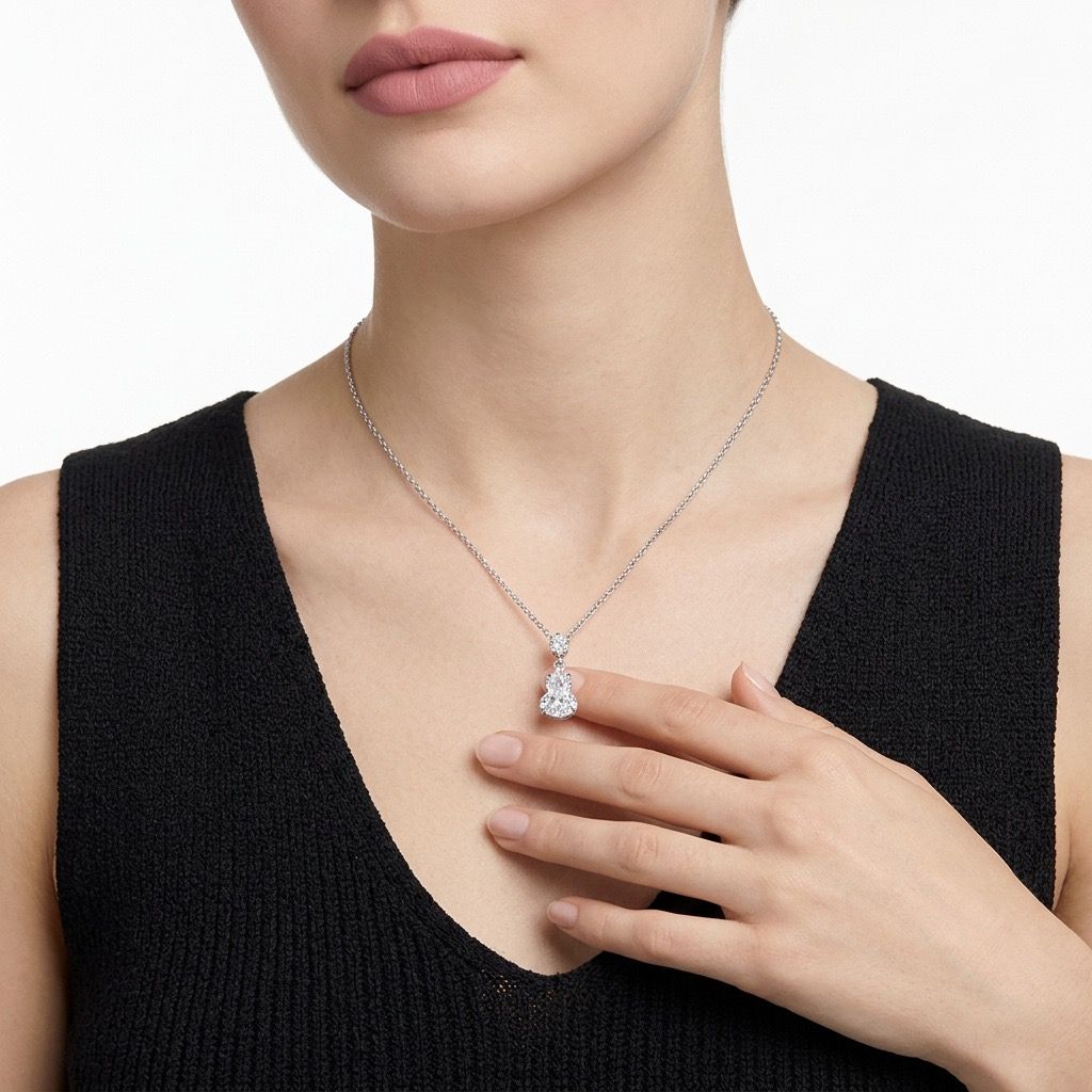 Elegant Gourd-Shaped Moissanite Pendant Necklace with Round Accent Stone, Sterling Silver Finish, Ideal for Daily Wear and Light Formal Occasions, Includes Certification for Authenticity (Moissanite, Premium S925)