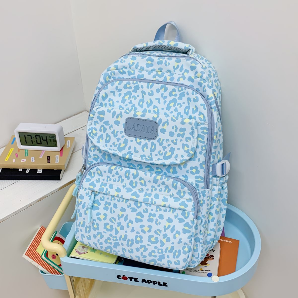 Ladata Backpack Stylish Ladies Backpack Middle School Backpack College Student - Green - Size 45-30-17