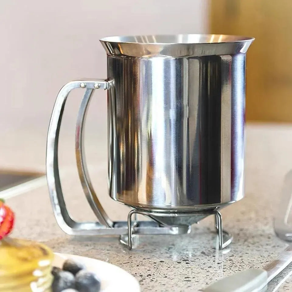 Silver Stainless Steel Pancake Batter Dispenser for Baking Cupcakes, Waffles, and Cakes - 15.5x10cm