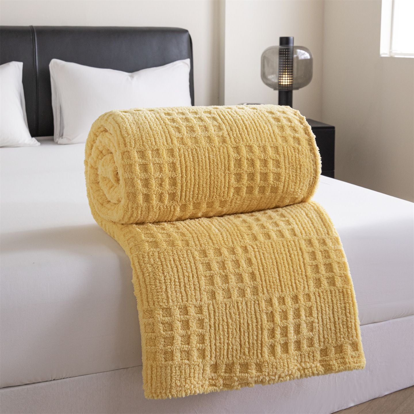 Yellow 100*150cm Thickened Double-Sided Plush Waffle Weave Throw Blanket - Anti-Static Taffeta Velvet & Flannel Fleece - Warm, Soft, Non-Shedding Blanket for Winter, Sofa, Bed & Office