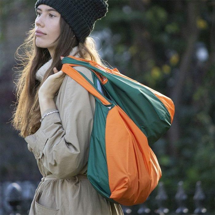 KIND BAG Reusable Bag - Medium| Bicolour Green & Orange-1910112374623440898